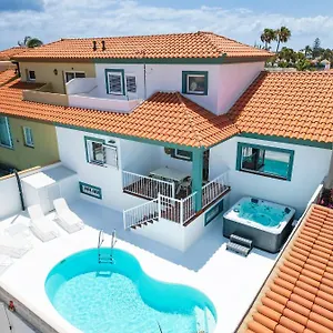 Veaco , Corralejo España